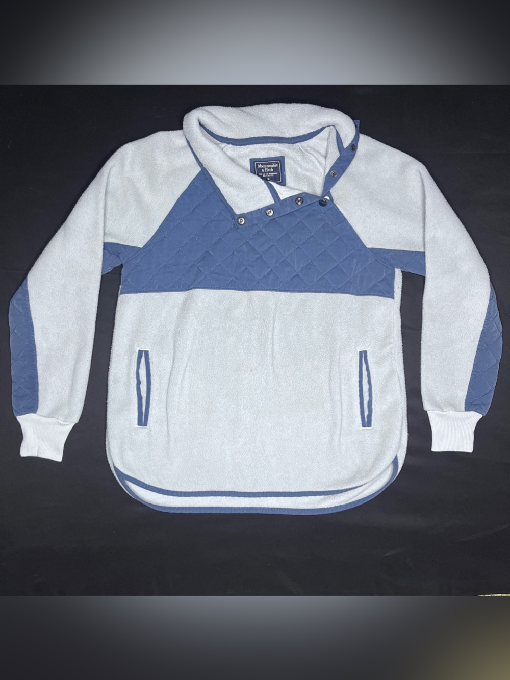 Abercrombie and Fitch Blue & White Quilted Fleece Shirt Size Medium